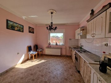 kuca-u-bilju-300m2-na-okucnici-od-646-m2_7