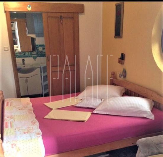 Image No.19-10 Bed House for sale