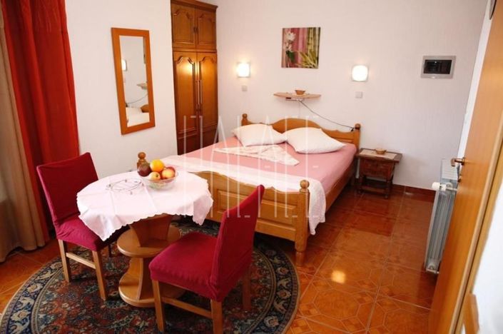 Image No.20-10 Bed House for sale