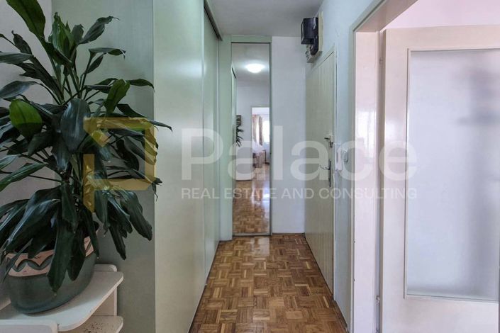 Image No.2-Appartement de 3 chambres à vendre à Zagreb