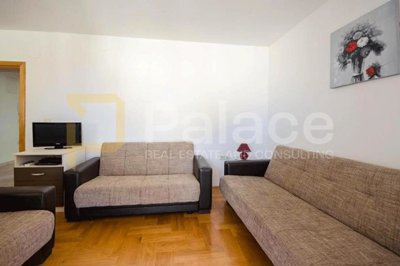 uhodani-turisticki-objekt-s-6-apartmana-u-malinskoj-otok-krk_4