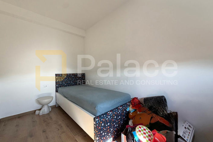 Image No.17-3 Bed House for sale