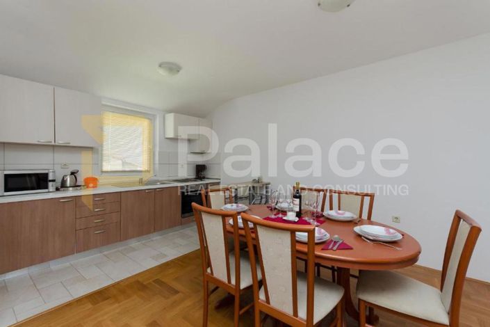 Image No.2-Appartement de 2 chambres à vendre à Malinska-Dubašnica
