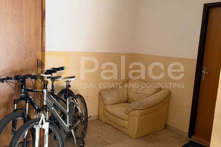 Image No.15-5 Bed Apartment for sale