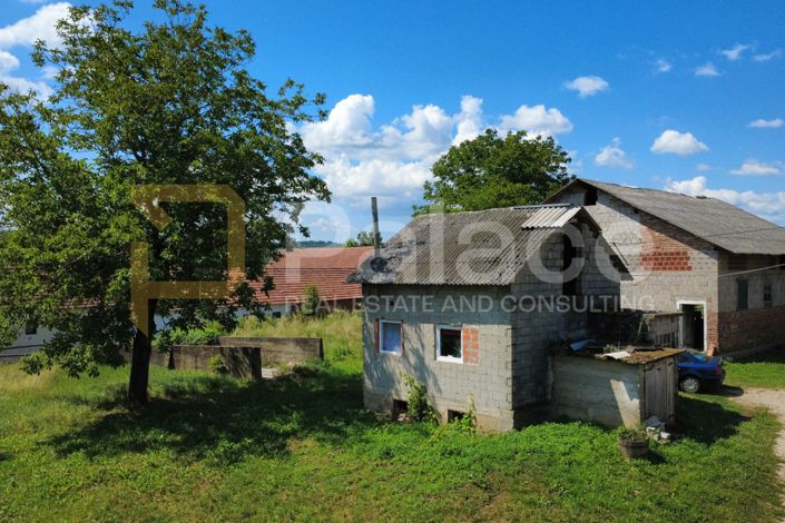 Image No.2-5 Bed House for sale