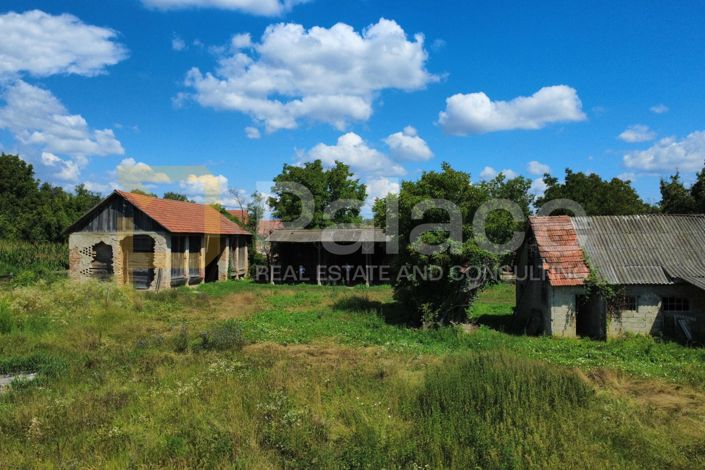 Image No.7-5 Bed House for sale