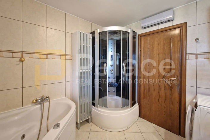 Image No.24-2 Bed Apartment for sale
