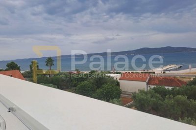 luksuzni-penthouse-s-otvorenim-pogledom-na-more-sukosan_11