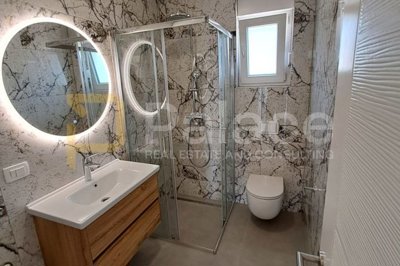 luksuzni-penthouse-s-otvorenim-pogledom-na-more-sukosan_9