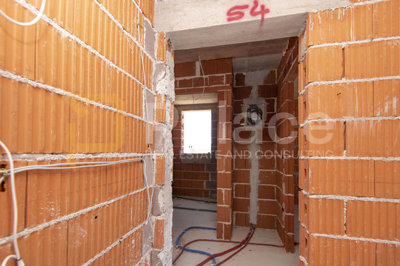 funkcionalan-jednosoban-stan-na-2-katu-50-m-vodice_3