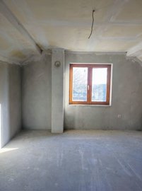 prodaje-se-kuca-s-velikim-placem-u-karadzicevu-prilika_3