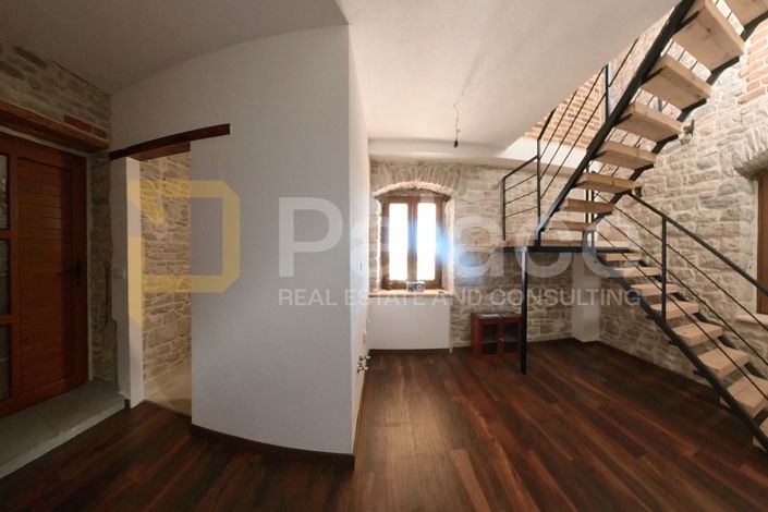 Image No.2-2 Bed House for sale