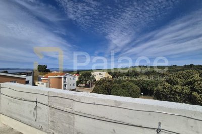 petrcane-penthouse-s-krovnom-terasom-i-jaccuzijem-73m2_4