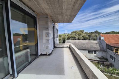 petrcane-penthouse-s-krovnom-terasom-i-jaccuzijem-73m2_7