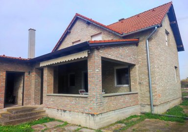prodaja-kuce-u-dalju-260m2_2