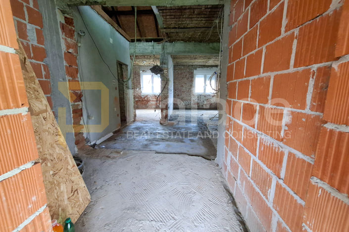 Image No.4-3 Bed House for sale