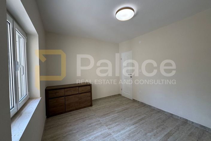 Image No.7-5 Bed Apartment for sale