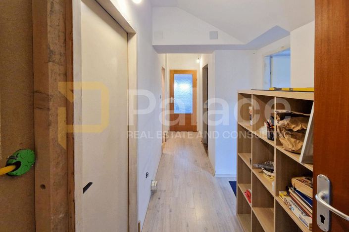 Image No.14-11 Bed House for sale