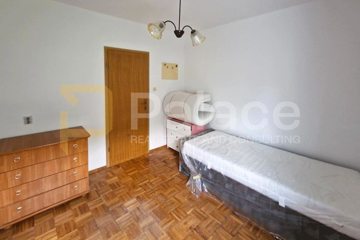 Image No.17-11 Bed House for sale