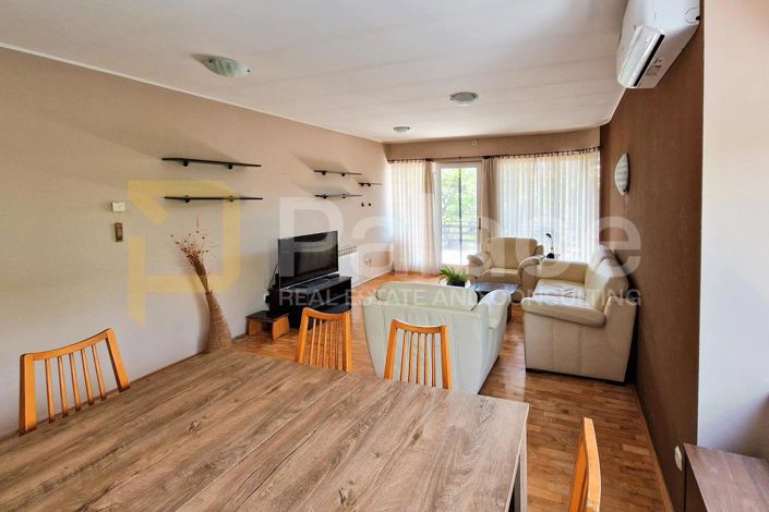 Image No.23-11 Bed House for sale