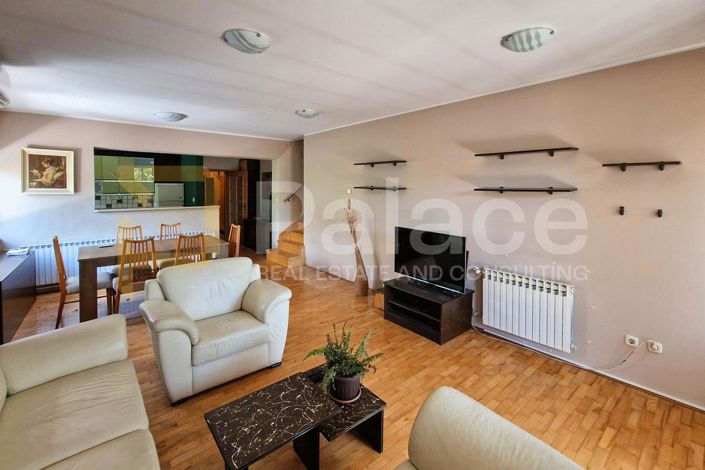 Image No.25-11 Bed House for sale