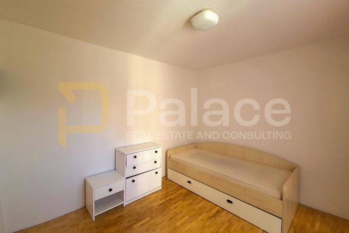 Image No.27-11 Bed House for sale