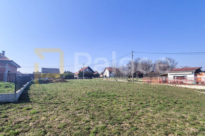atraktivno-gradjevinsko-zemljiste-1400m2-4-minute-od-centra_10