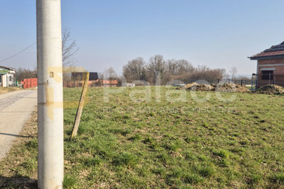 atraktivno-gradjevinsko-zemljiste-1400m2-4-minute-od-centra_6