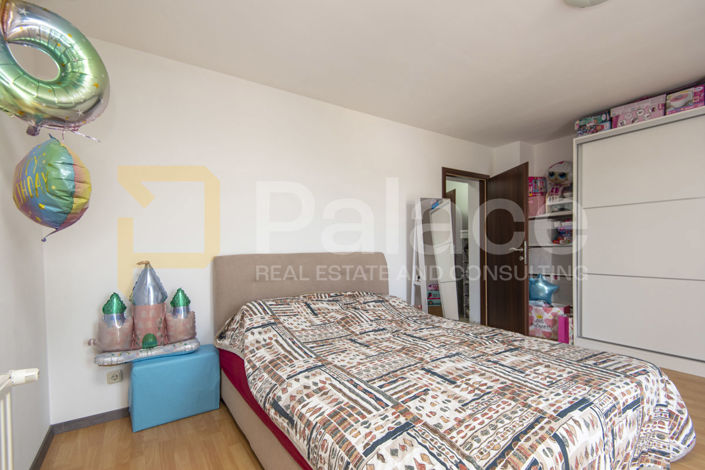 Image No.10-5 Bed House for sale