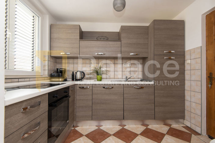 Image No.23-5 Bed House for sale