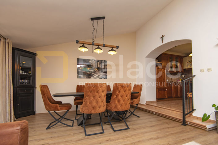 Image No.13-3 Bed House for sale