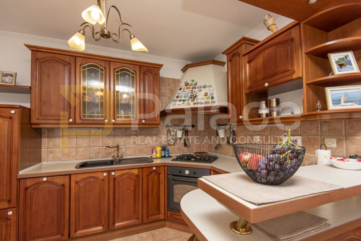 Image No.6-3 Bed House for sale