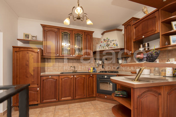Image No.7-3 Bed House for sale