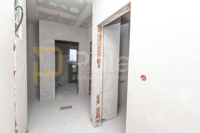 trosoban-stan-u-novogradnji-s-pogledom-na-more-2kat-vodice_2