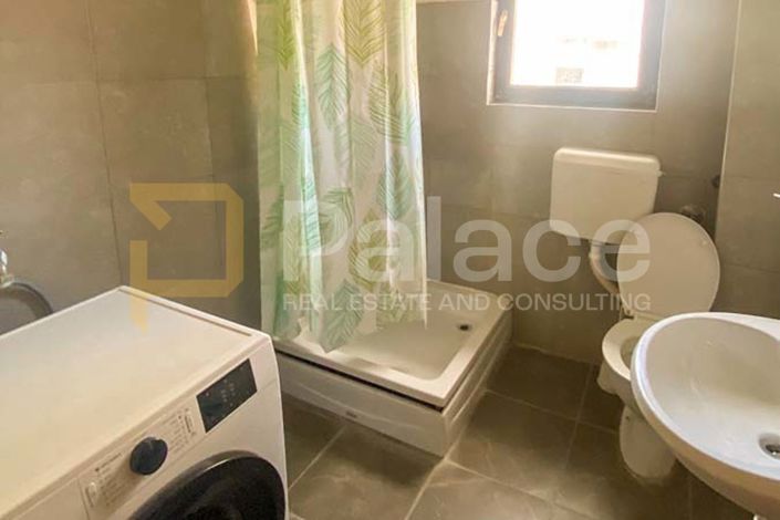 Image No.7-10 Bed House for sale