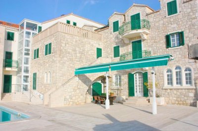 jedinstvena-prilika-hotel-u-centru-bola_9