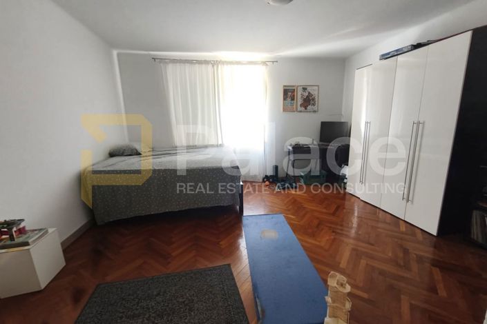 Image No.2-Appartement de 1 chambre à vendre à Split