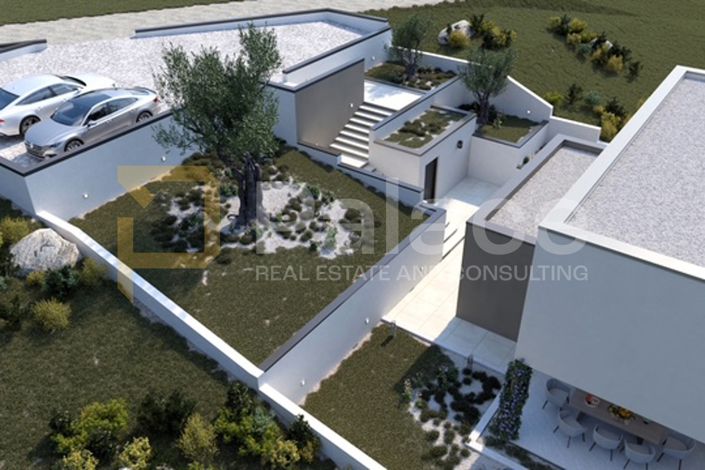 Image No.14-4 Bed House for sale