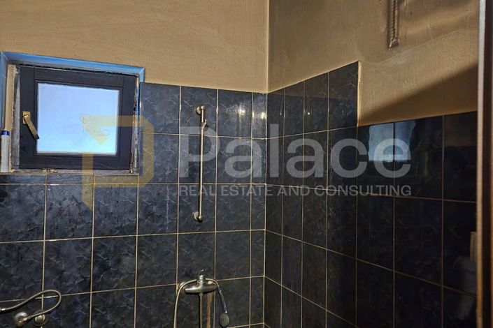 Image No.10-3 Bed House for sale