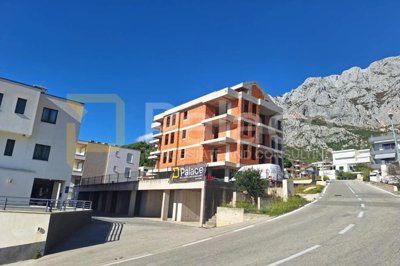 ekskluzivno-stambena-zgrada-na-vrhunskoj-lokaciji-makarska_2