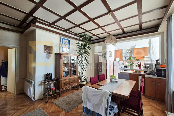 Image No.10-7 Bed House for sale