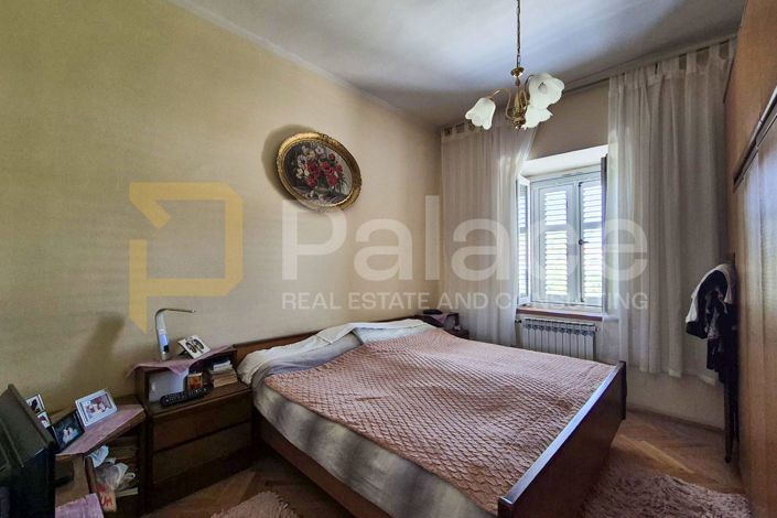Image No.14-7 Bed House for sale