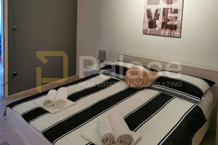 Image No.5-7 Bed House for sale