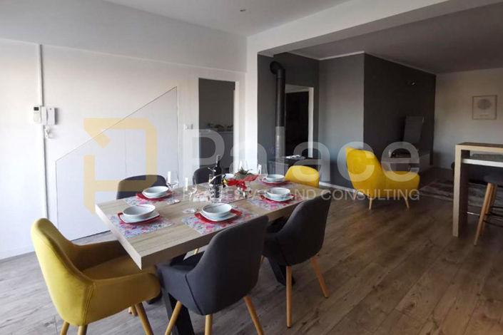 Image No.9-7 Bed House for sale