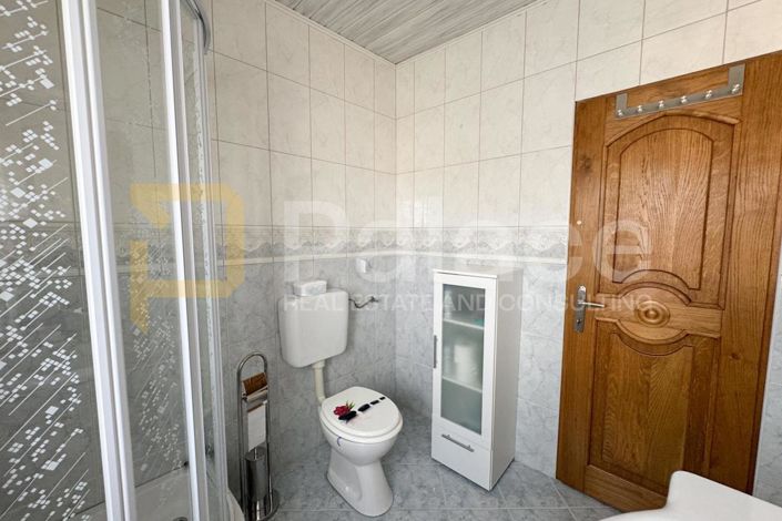 Image No.20-5 Bed House for sale