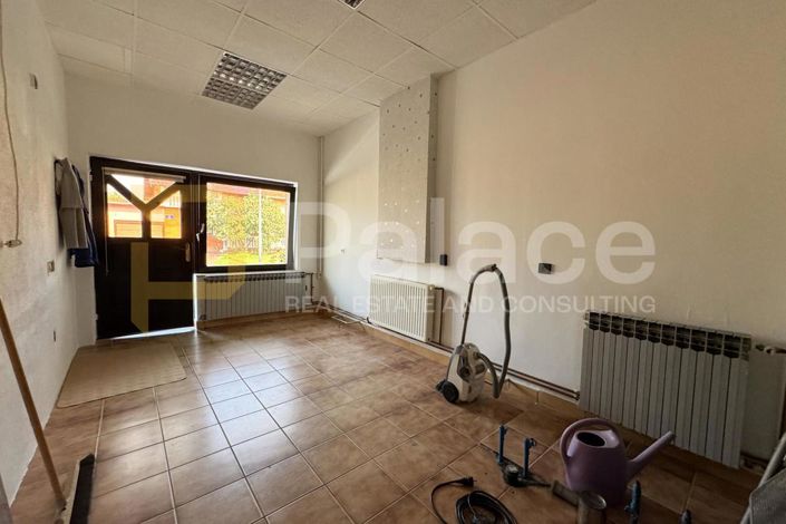 Image No.23-5 Bed House for sale