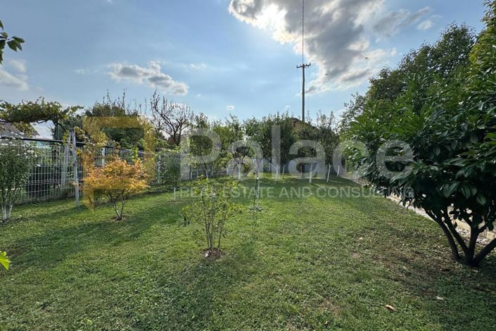 Image No.28-5 Bed House for sale