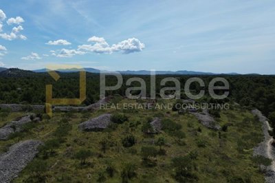 spektakularno-zemljiste-s-panoramskim-pogledom-na-kanal-sv_2