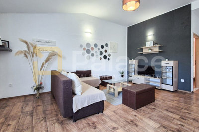 sarmantna-kuca-u-prirodi-rupe-skradin-90m2_13
