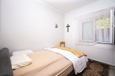 prostrana-uredjena-obiteljska-kuca-na-meterizama-362-m2_13